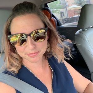 Meet your Posher, Alethea